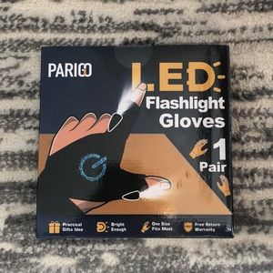 LED flashlight gloves